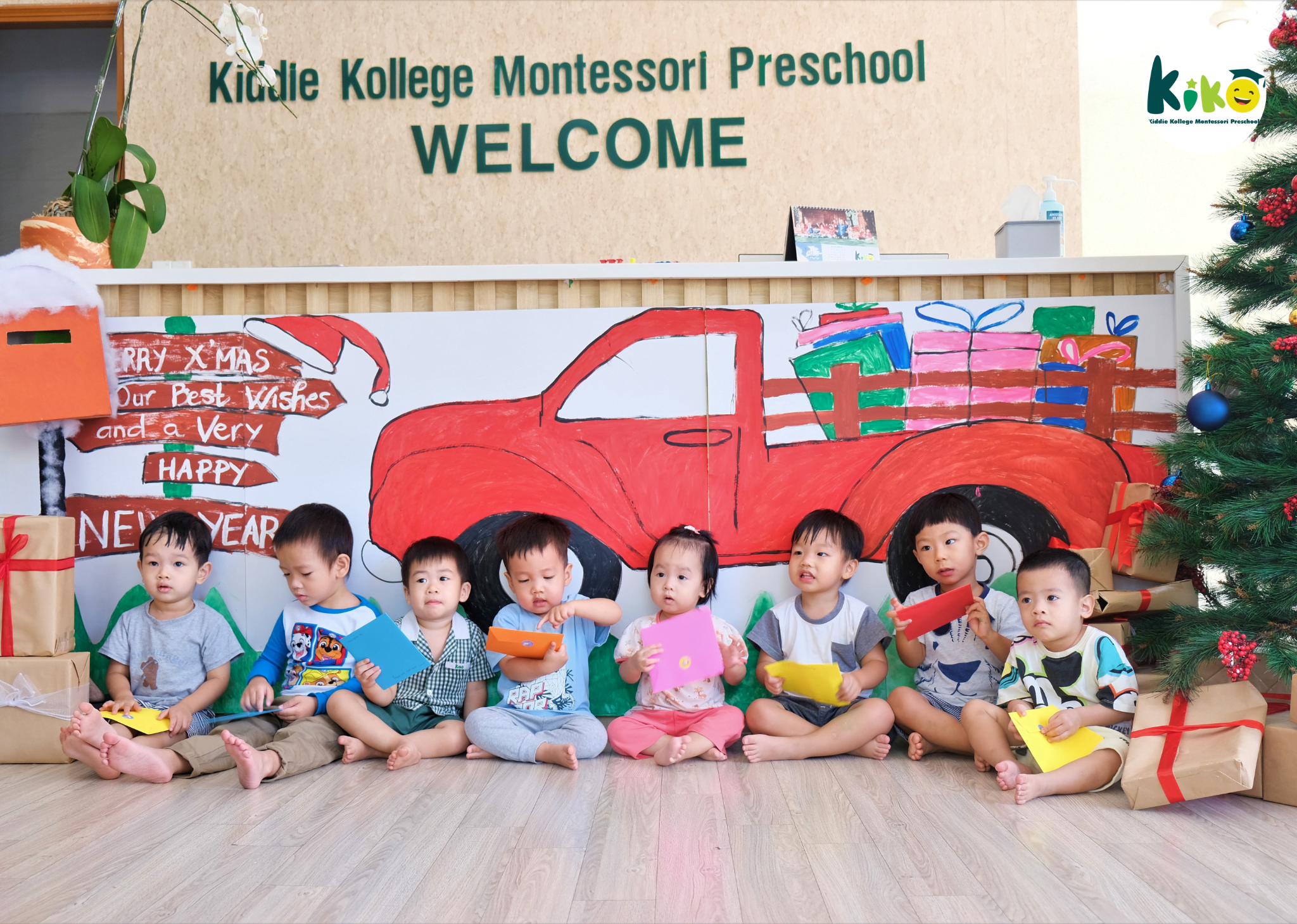 Viết thư cho Ông Già Noel vào lễ Giáng Sinh tại Kiko Montessori